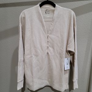 NWT Nike dri-fit women's yoga pullover soft waffle long sleeve cover up shirt